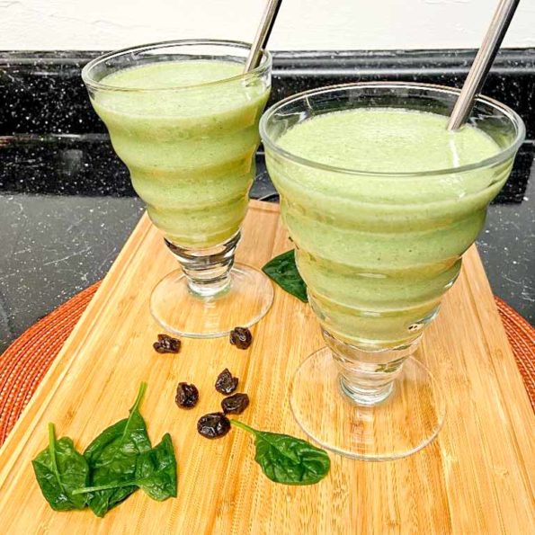 smoothie-with-spinach