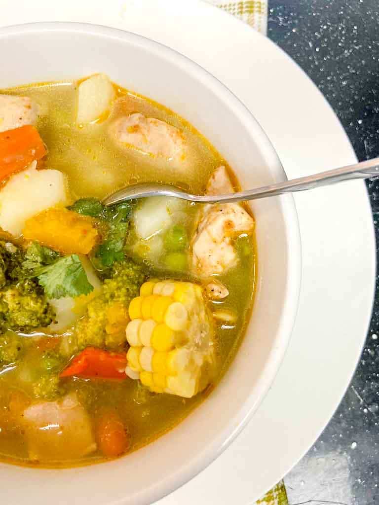 vegetable soup with chicken